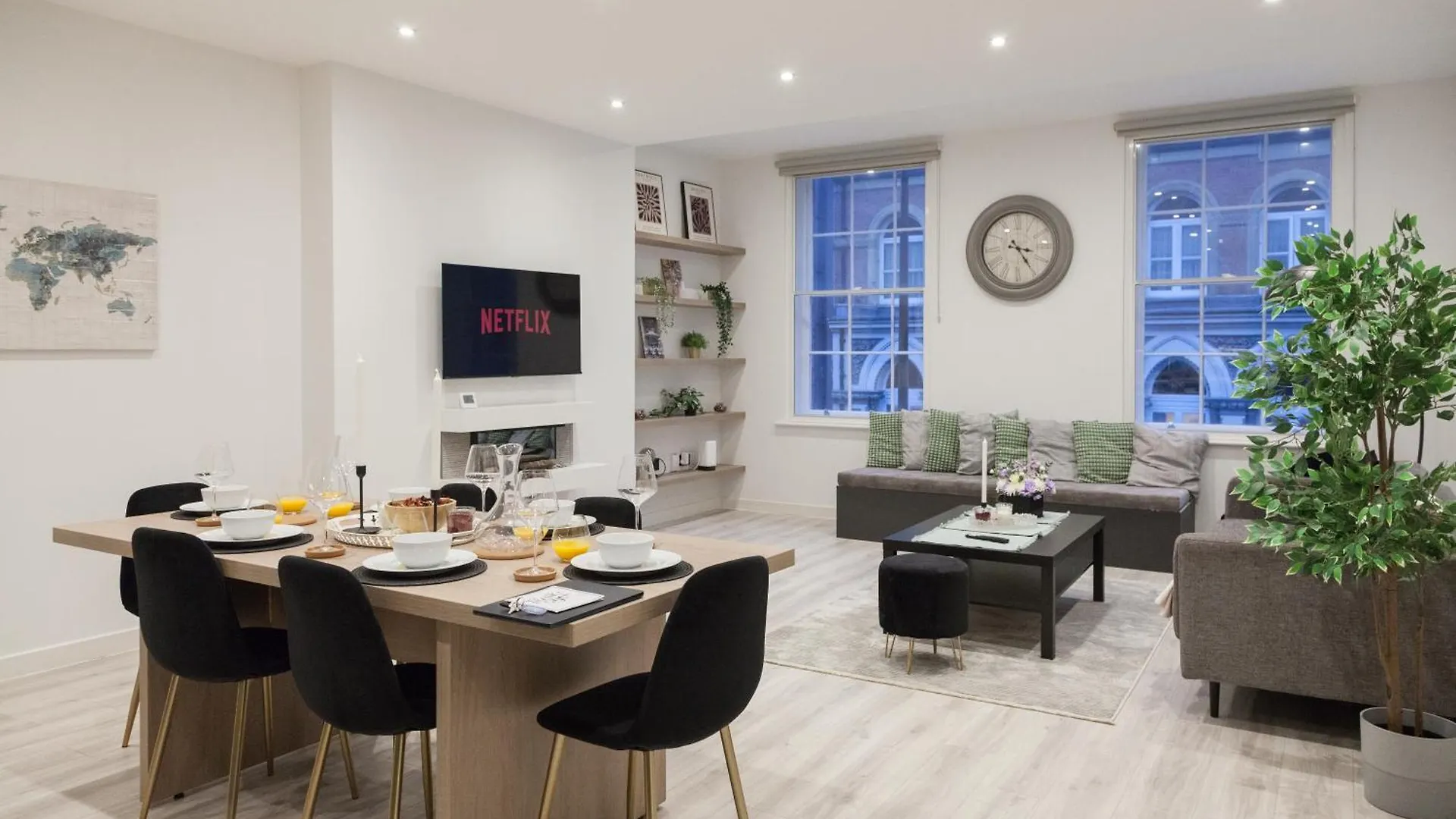 Grand Central Flat - Perfect For Families - Contractors - Professionals - Long Stay Rates Available Leeds
